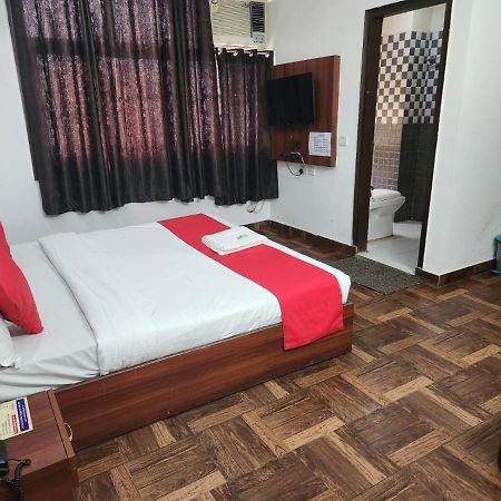 Hotel Cozy Cave Nowe Delhi Zewnętrze zdjęcie