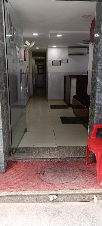Hotel Cozy Cave Nowe Delhi Zewnętrze zdjęcie