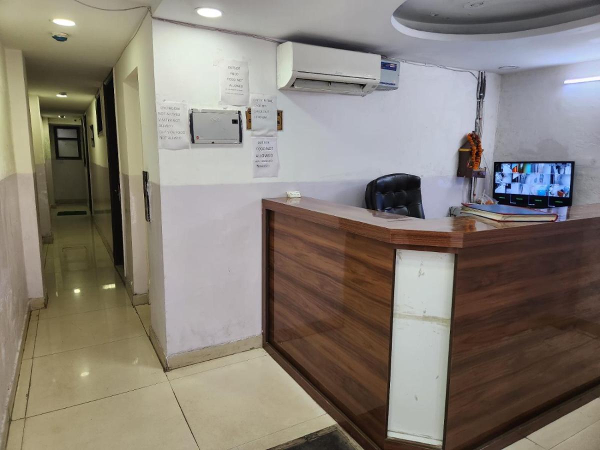 Hotel Cozy Cave Nowe Delhi Zewnętrze zdjęcie